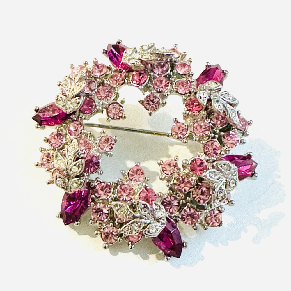 Vintage Silver Flowers Brooch with pink Crystals
